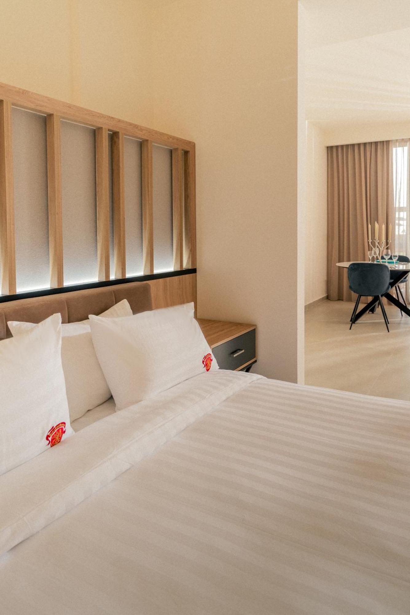 Hotel Saint Georges Beirut Al Marfa' Dış mekan fotoğraf